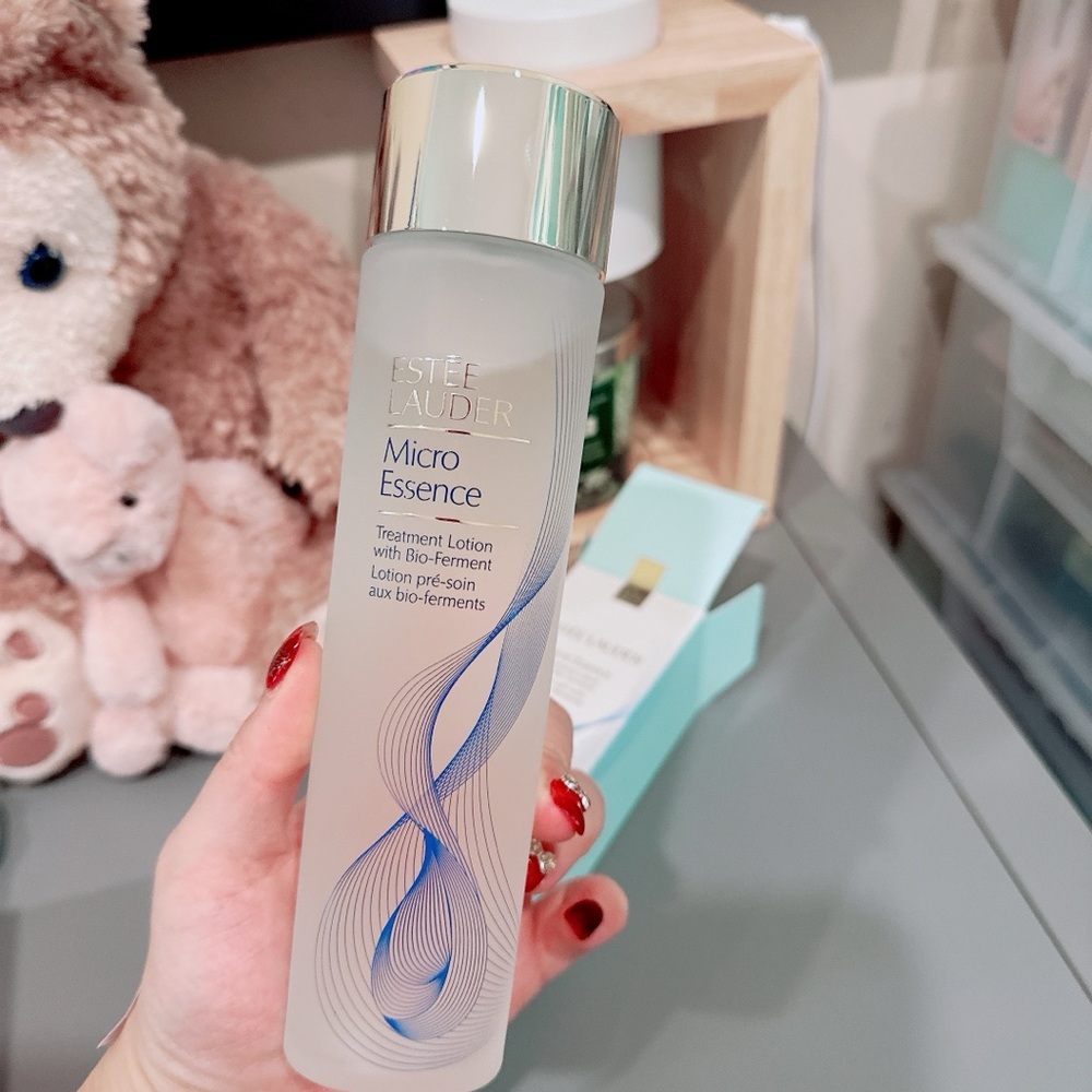 Estée Lauder Micro Essence Treatment Lotion with Bio-Ferment/NWB